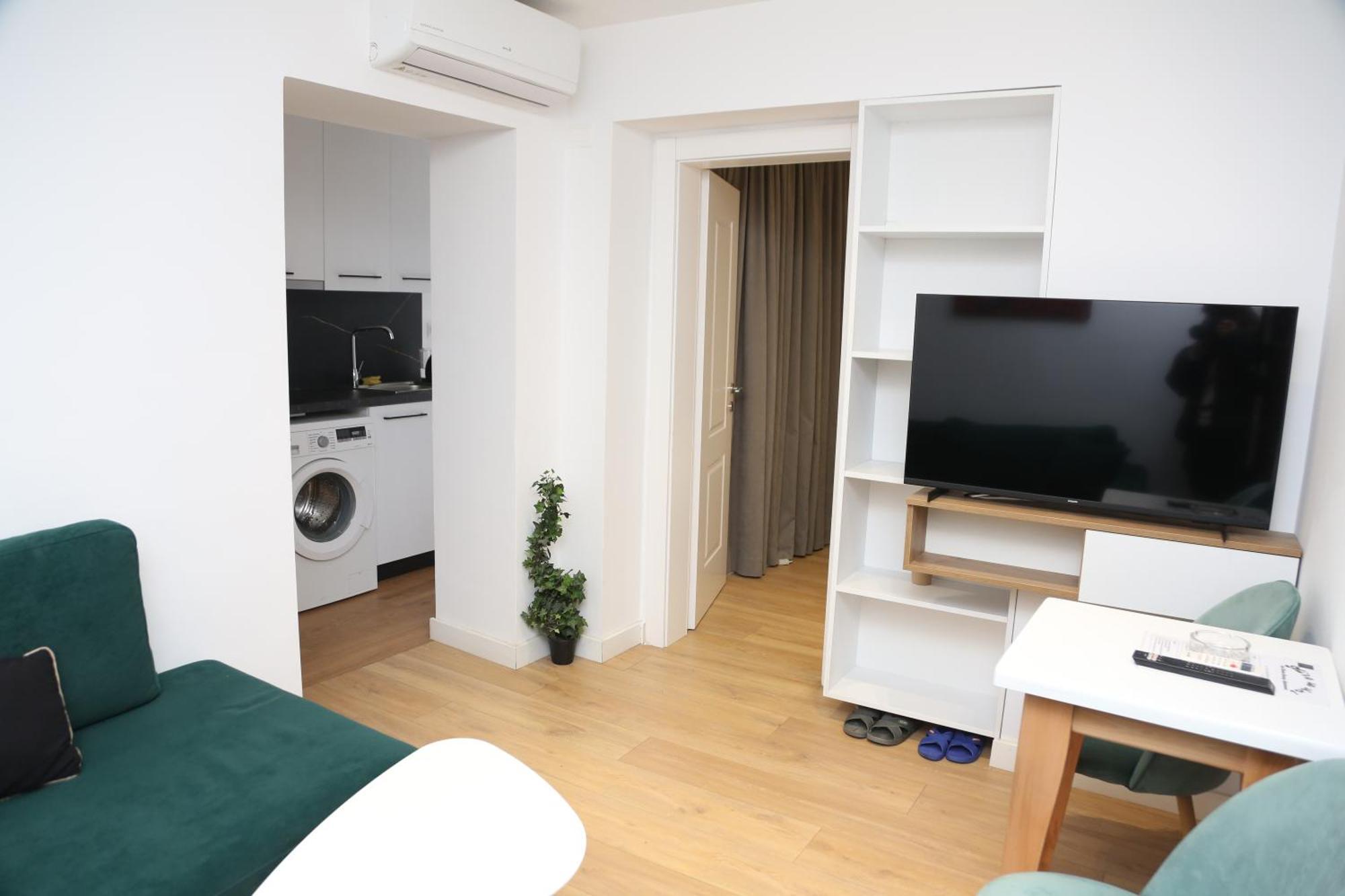 Orchide Mine Peza Apartament *