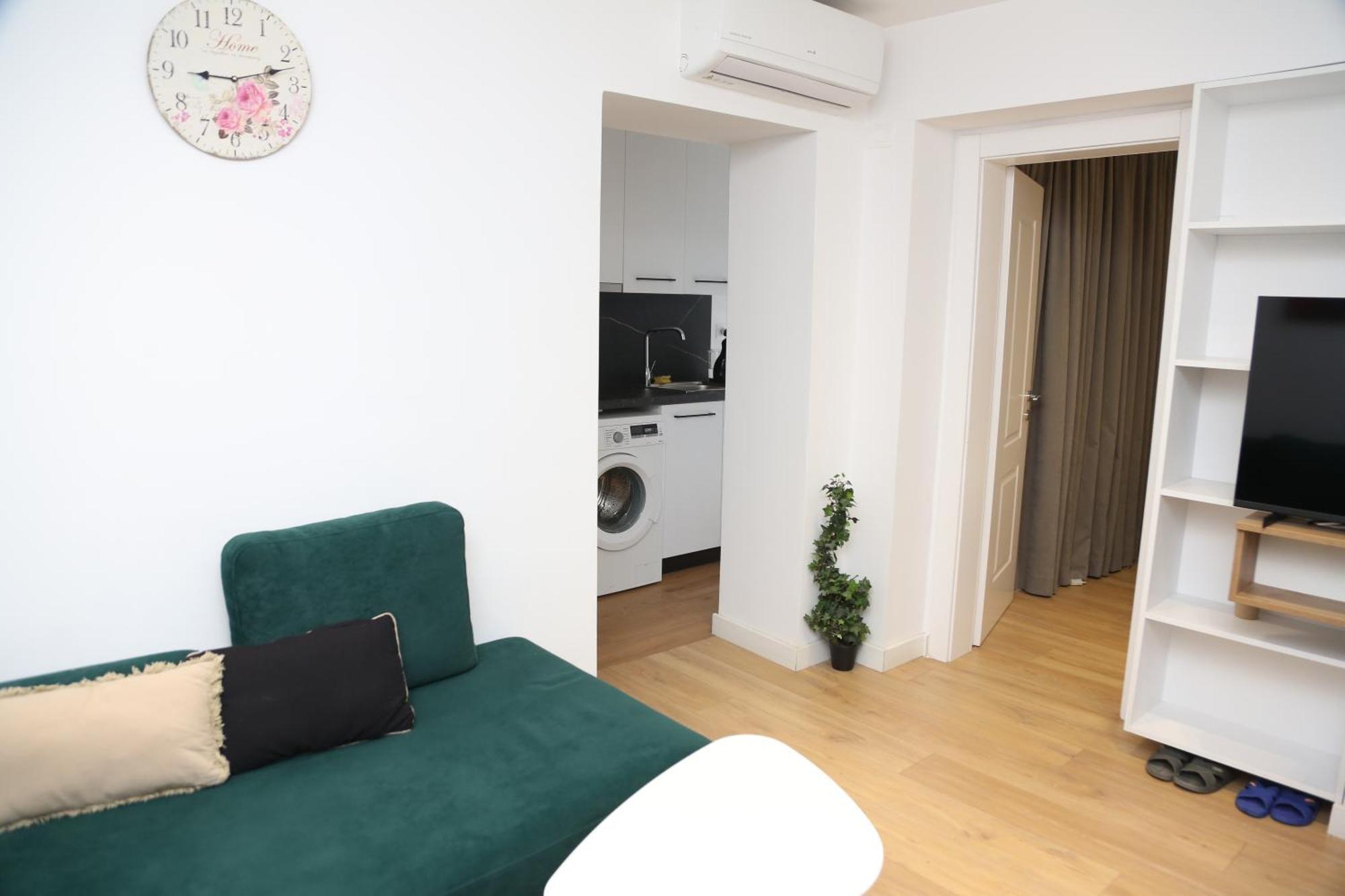 Orchide Mine Peza Apartament Tirana