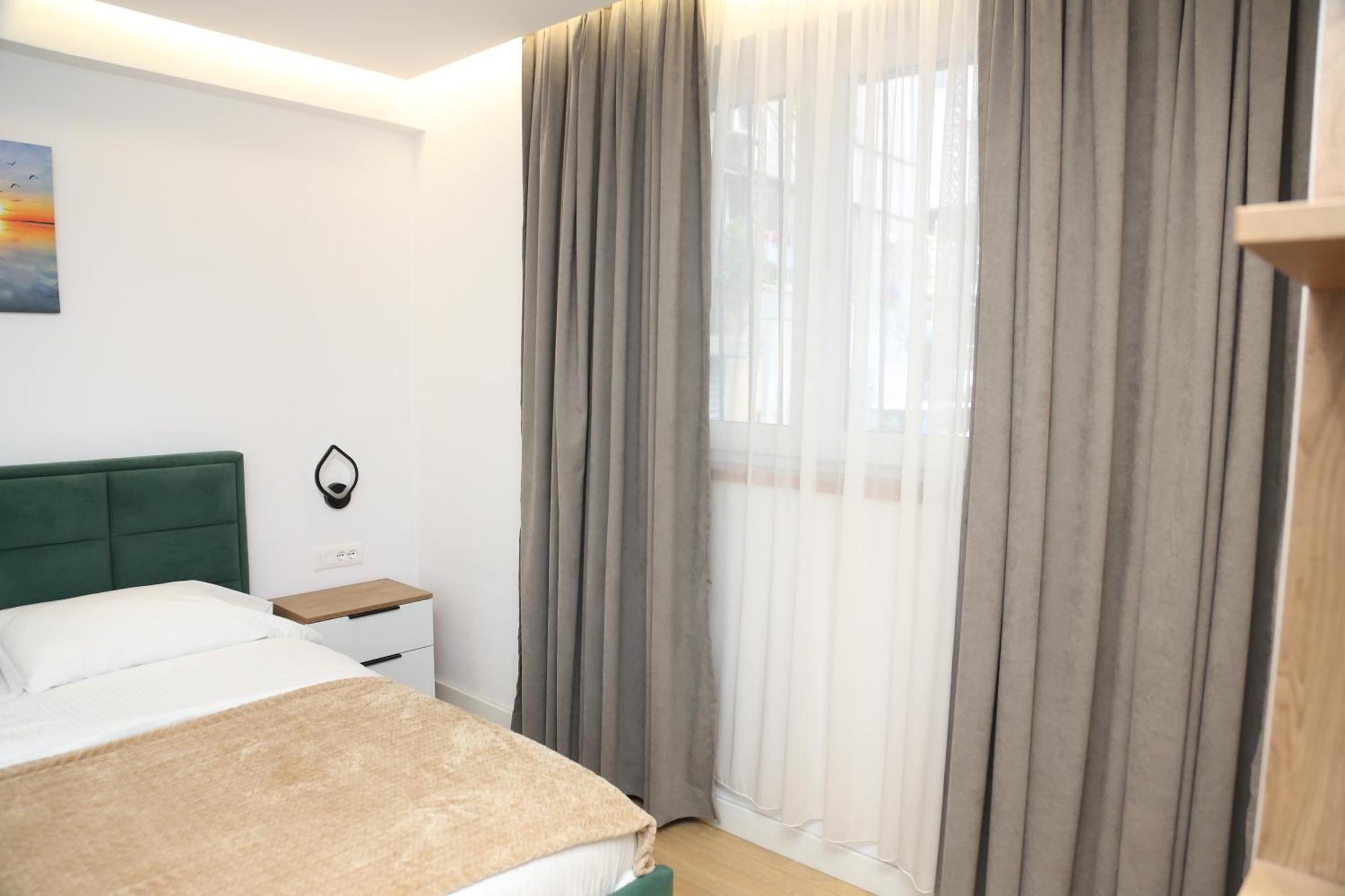 Orchide Mine Peza Apartament *